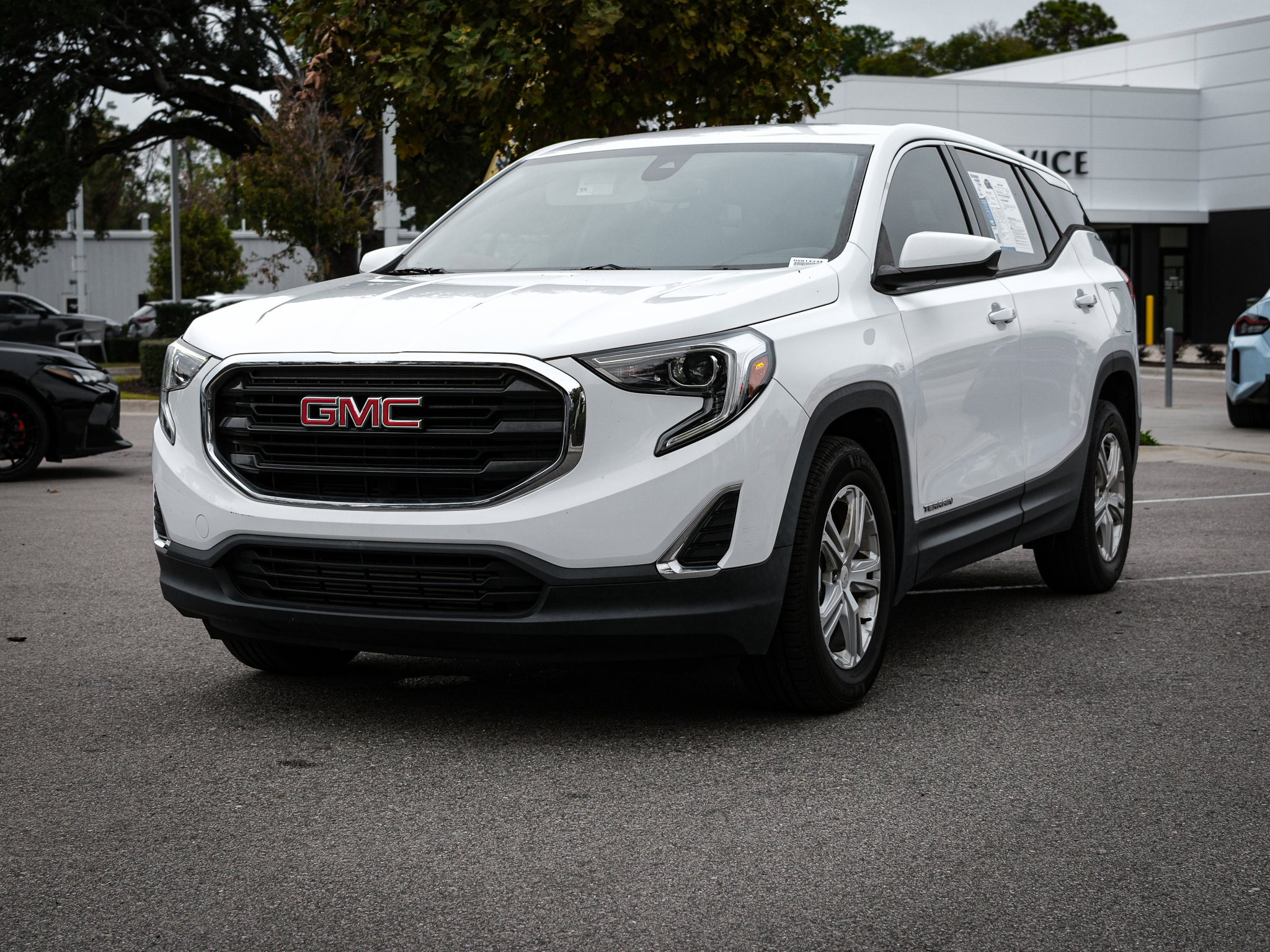 Used 2020 GMC Terrain SLE image 5