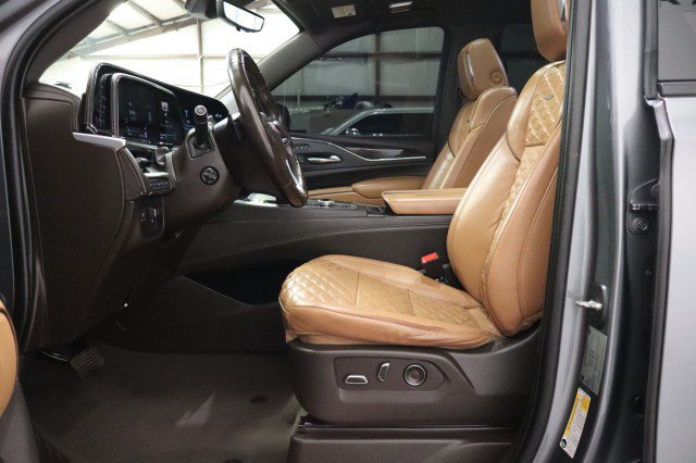 Used 2021 Cadillac Escalade Sport w/ Driver Assist Tech Package AWD/4WD image 6