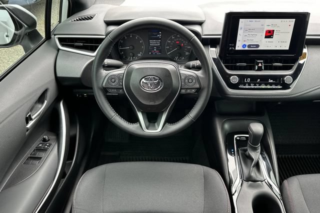 Used 2025 Toyota Corolla SE FWD image 17