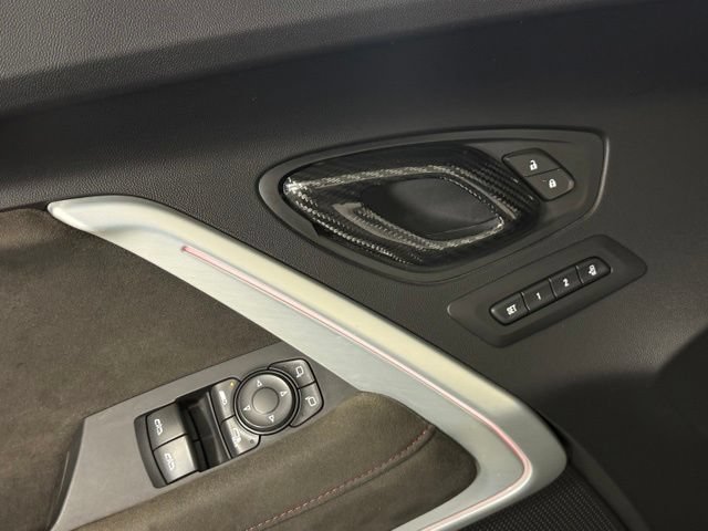 Used 2017 Chevrolet Camaro ZL1 RWD image 16