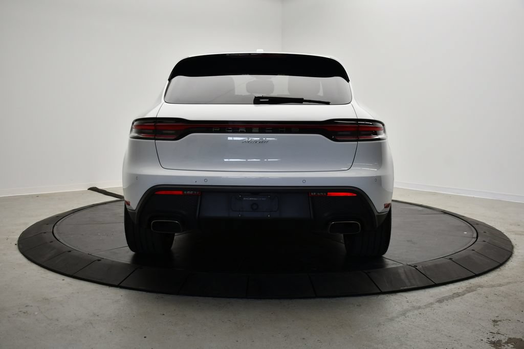 Certified 2023 Porsche Macan AWD/4WD image 6