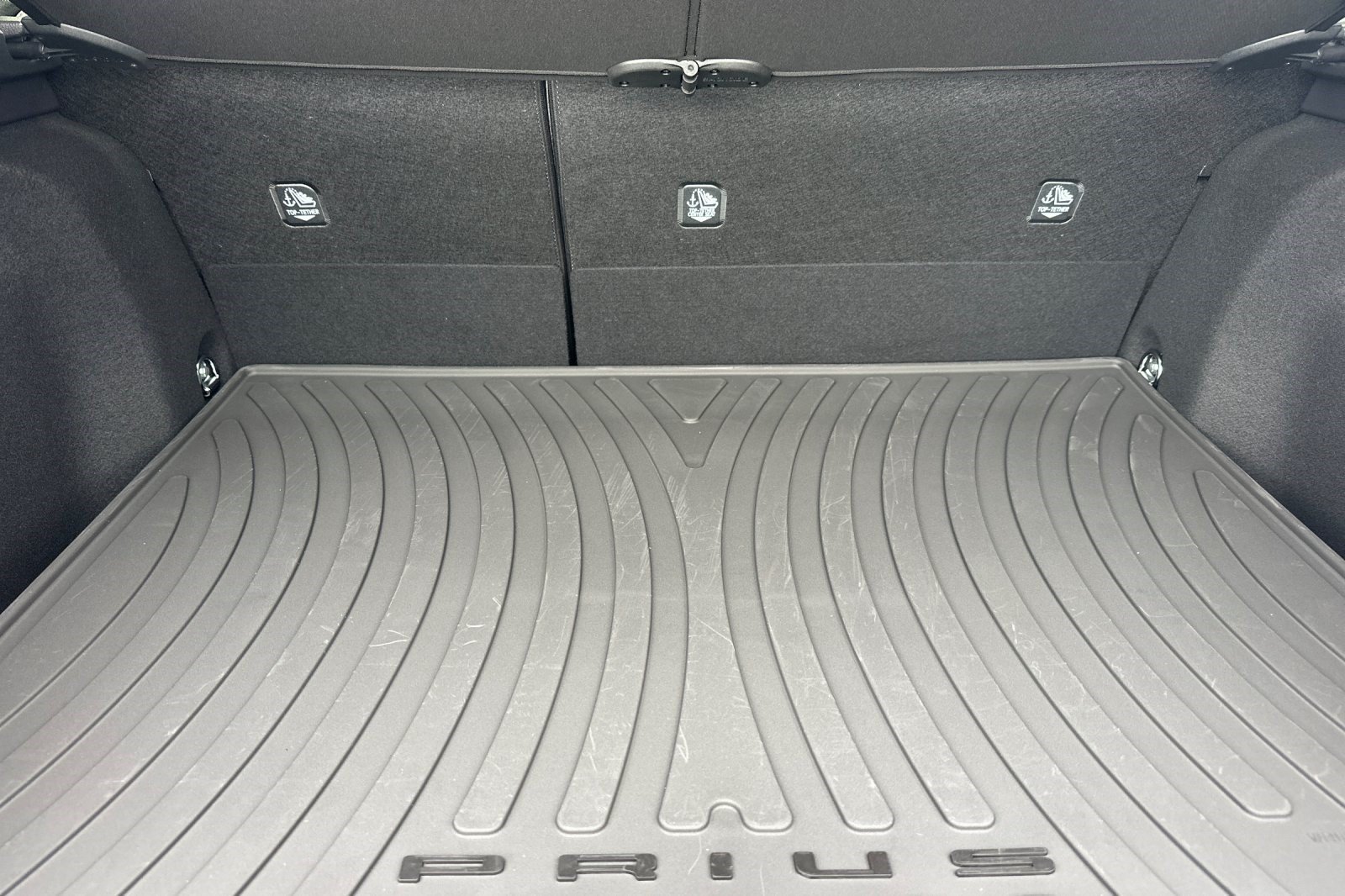 New 2027 Toyota Prius Limited AWD/4WD image 27