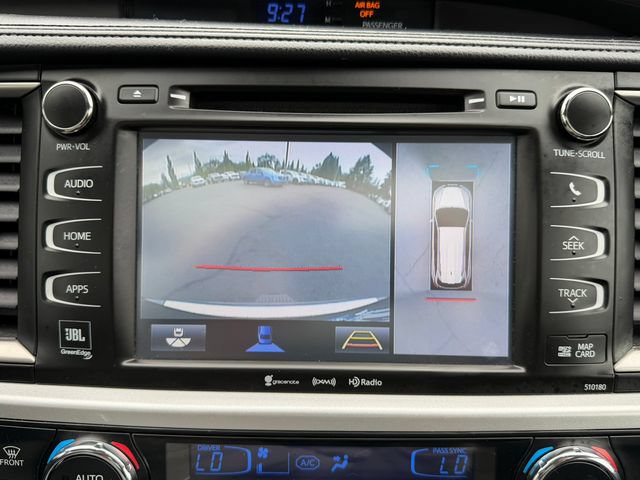 Used 2017 Toyota Highlander Limited Platinum AWD/4WD image 22
