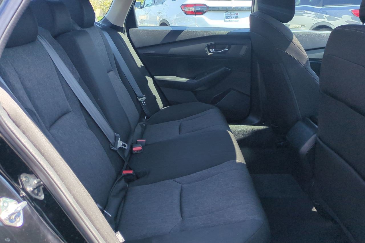 Certified 2023 Honda Accord EX image 24
