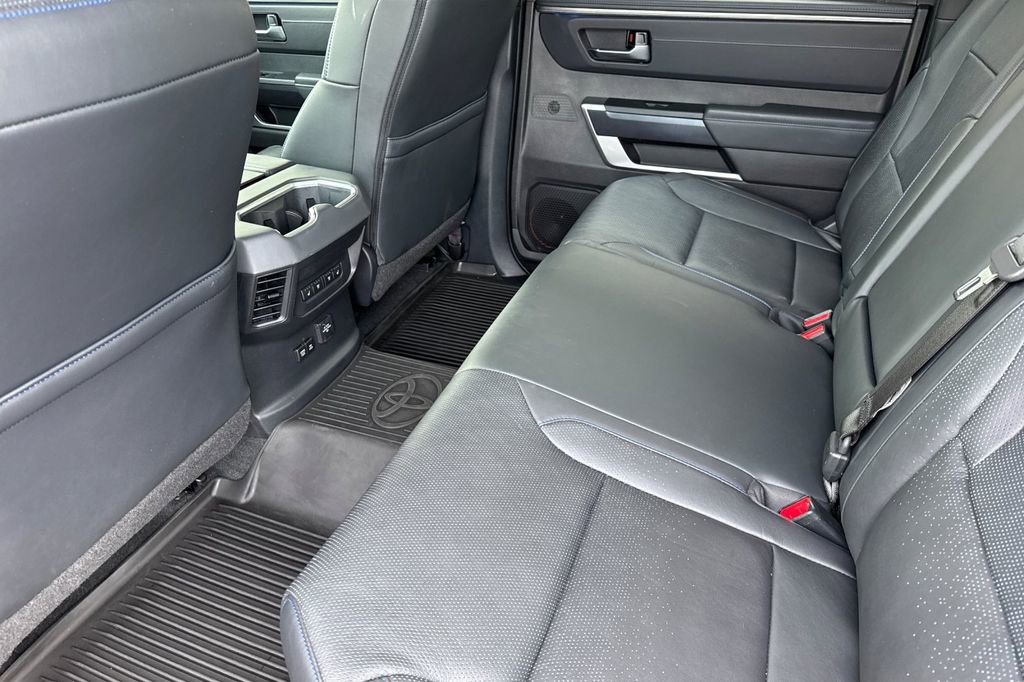 Used 2023 Toyota Tundra Platinum image 5