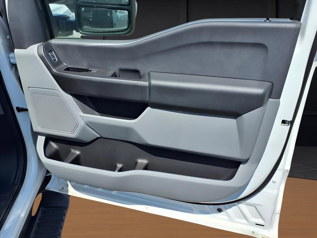 New 2023 Ford F250 XL w/ XL Chrome Package image 8