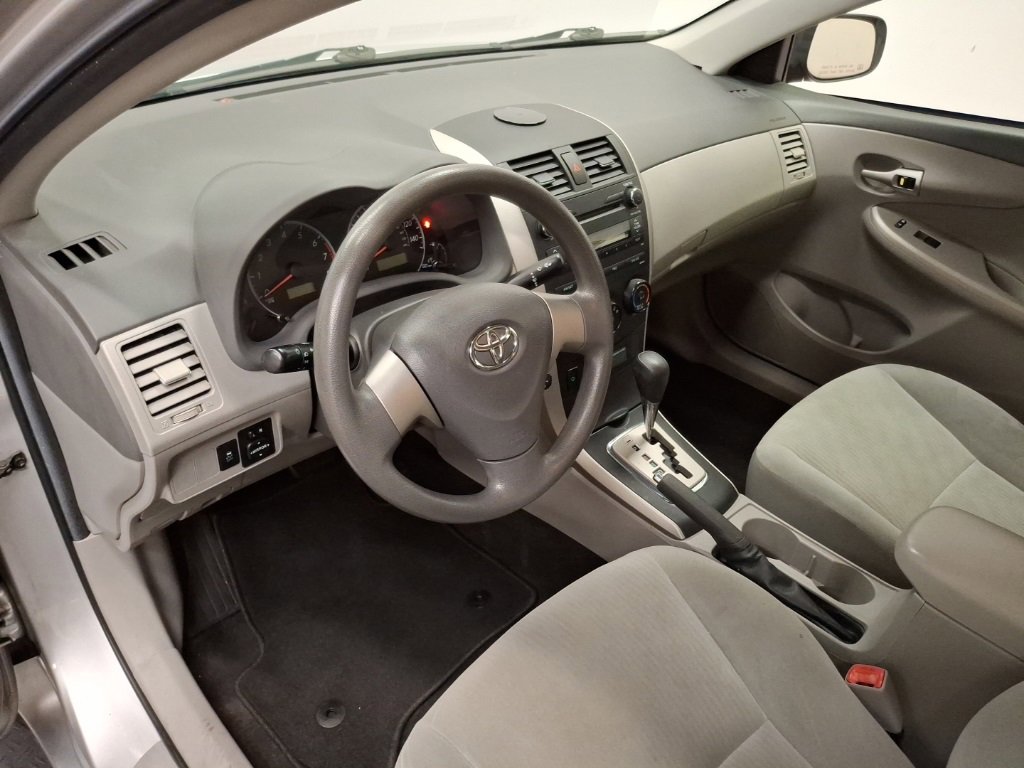 Used 2010 Toyota Corolla LE image 17