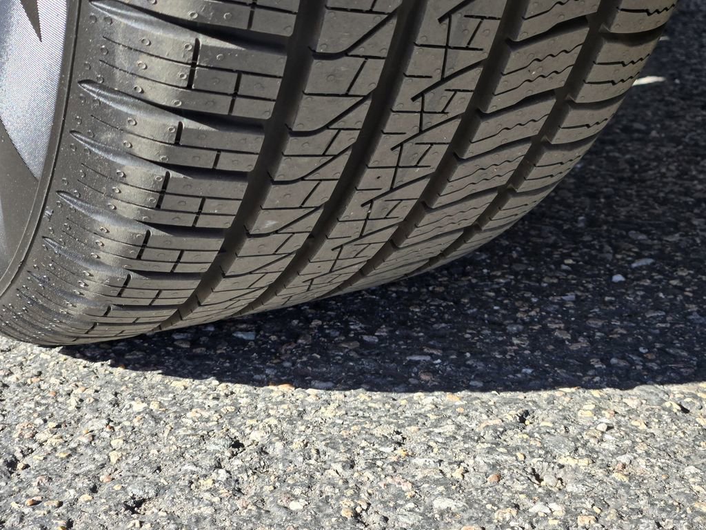 New 2026 BMW X5 xDrive50e w/ Premium Package image 12