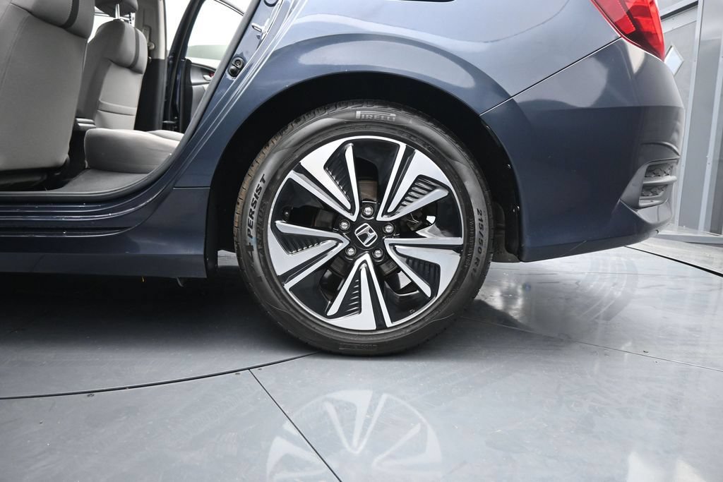 Used 2018 Honda Civic EX-T image 15