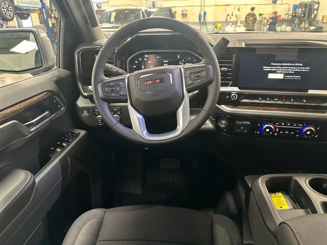 New 2026 GMC Sierra 1500 SLE image 14