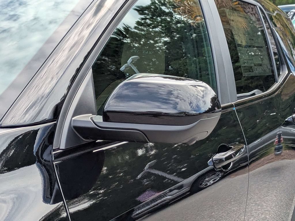 New 2027 Chevrolet Equinox ACTIV w/ Safety and Technology Package FWD image 11
