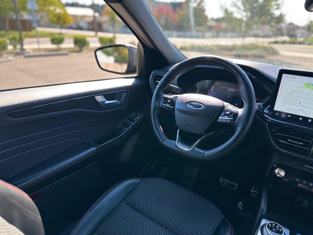 Used 2023 Ford Escape ST-Line w/ Tech Pack #1 AWD/4WD image 10