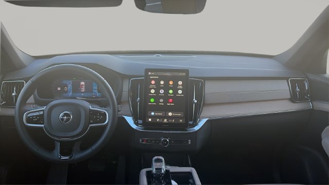 Certified 2025 Volvo XC90 B5 Core AWD/4WD image 15
