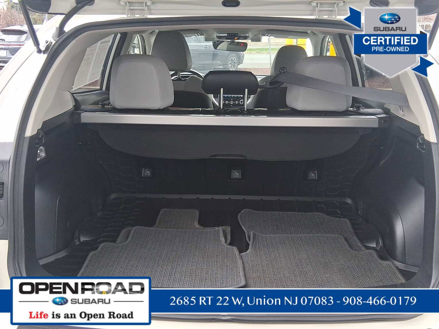 Used 2023 Subaru Crosstrek 2.5i Limited w/ Moonroof Package image 9