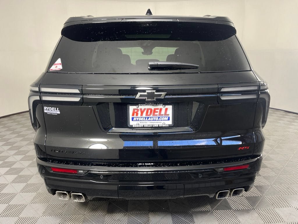 New 2027 Chevrolet Traverse RS FWD image 4
