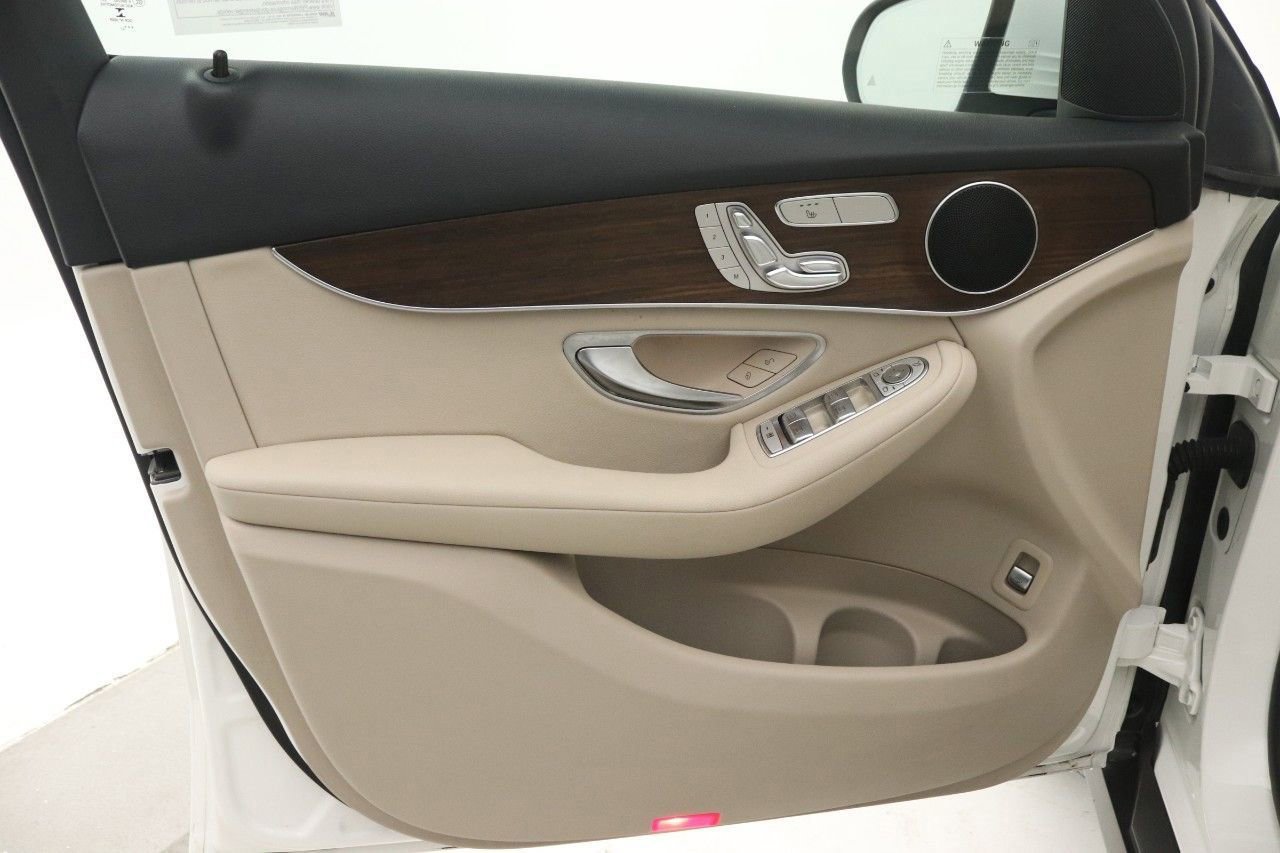 Certified 2022 Mercedes-Benz GLC 300 image 20