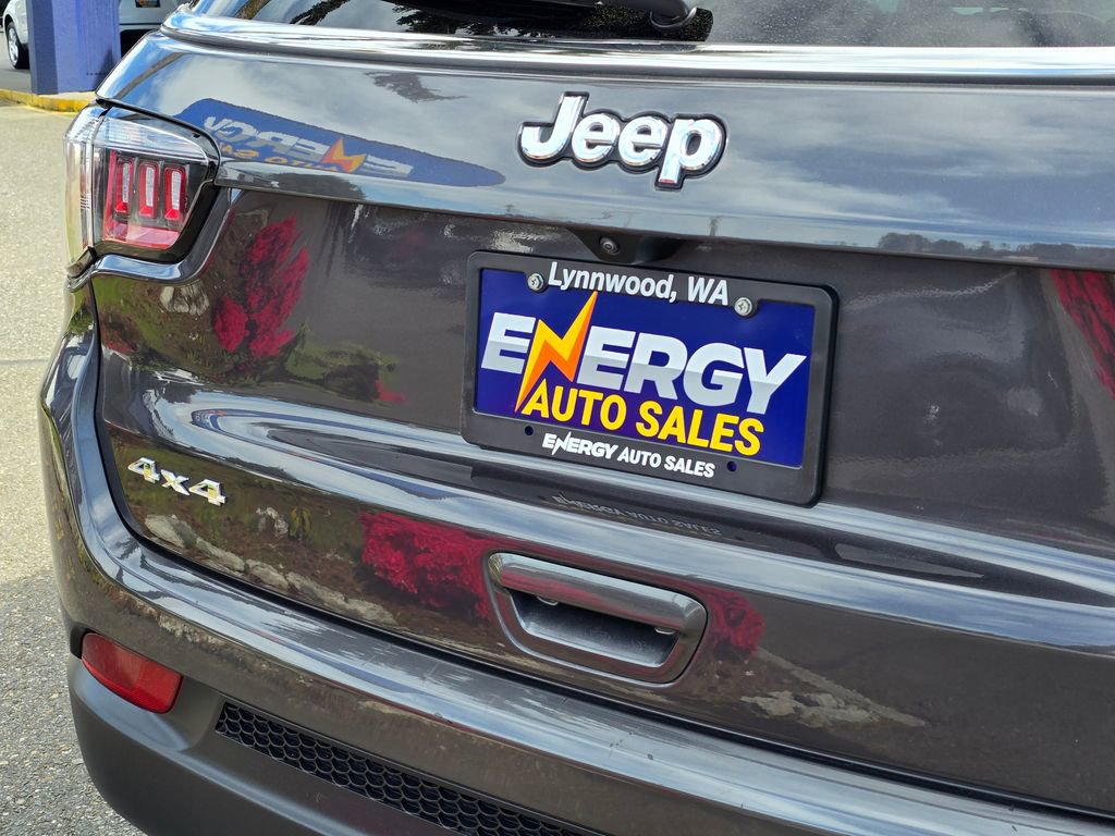 Used 2024 Jeep Compass Sport AWD/4WD image 16