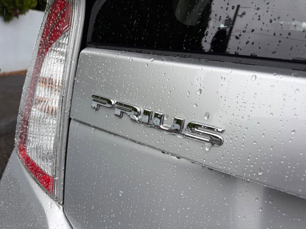 Used 2015 Toyota Prius Two FWD image 7