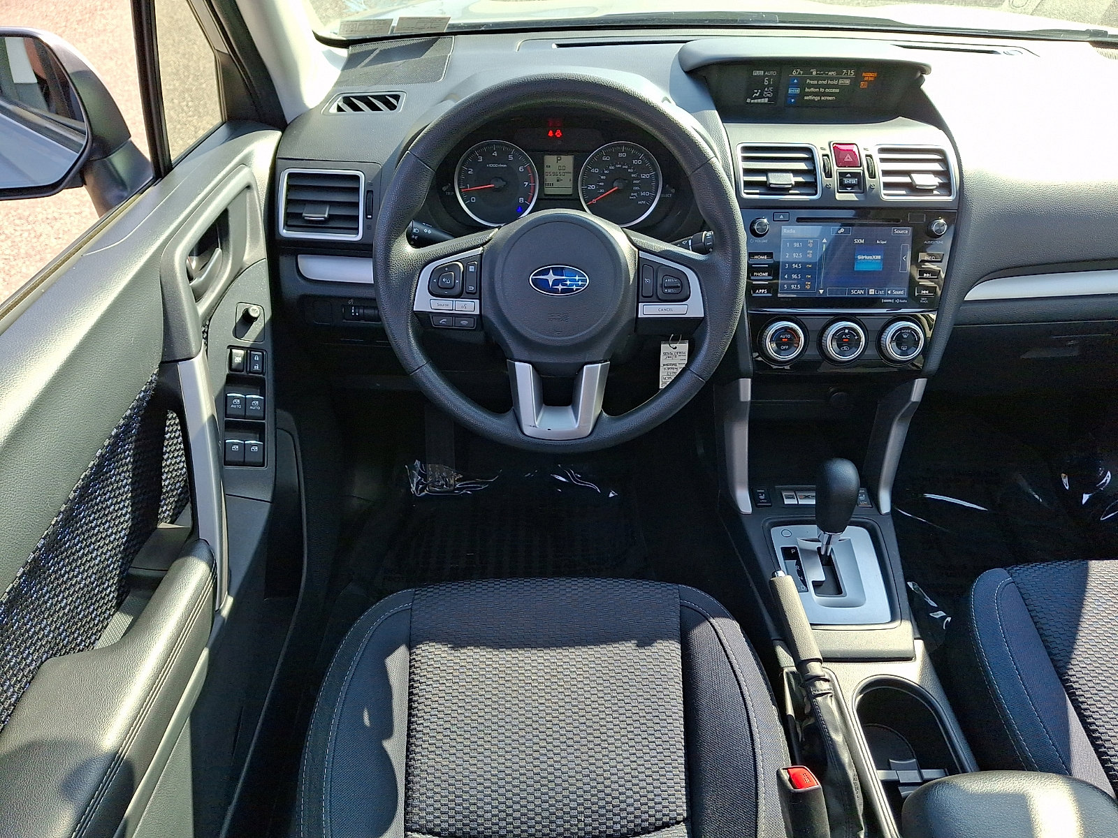 Used 2017 Subaru Forester 2.5i Premium w/ All-Weather Package AWD/4WD image 11