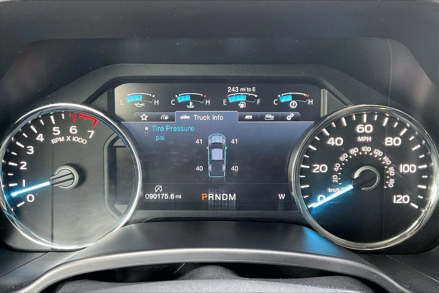 Used 2019 Ford F150 Lariat image 12