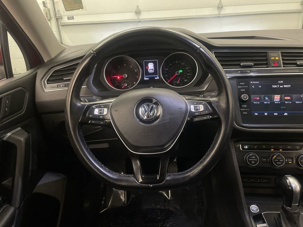 Used 2019 Volkswagen Tiguan SE w/ Panoramic Sunroof Package AWD/4WD image 5