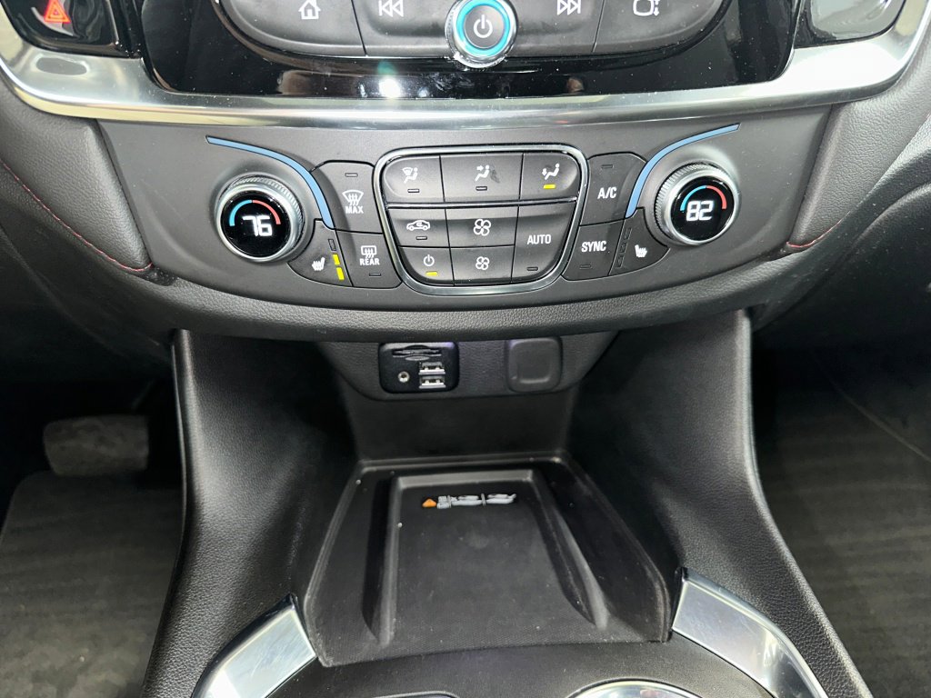 Certified 2023 Chevrolet Traverse RS image 16