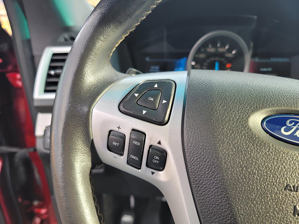 Used 2015 Ford Explorer Sport image 16