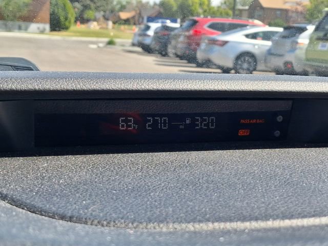 Used 2014 Subaru Outback 2.5i Premium w/ Moonroof Package AWD/4WD image 23
