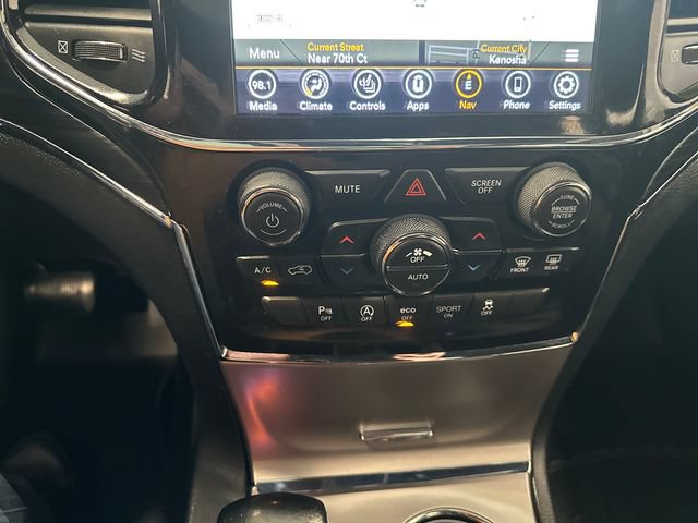 Used 2022 Jeep Grand Cherokee Limited AWD/4WD image 23