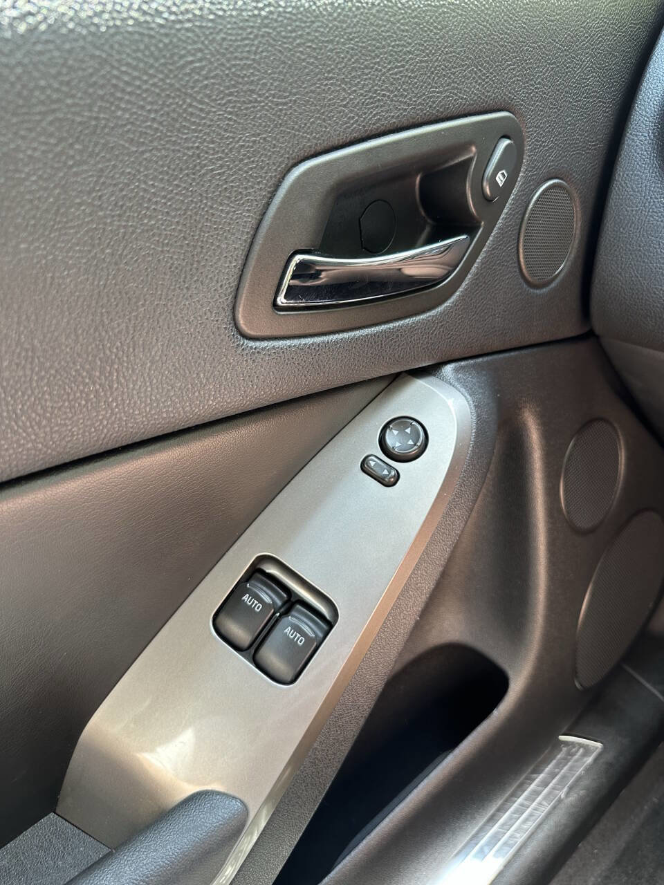 Used 2008 Pontiac G6 GXP w/ Sun And Sound Package image 22