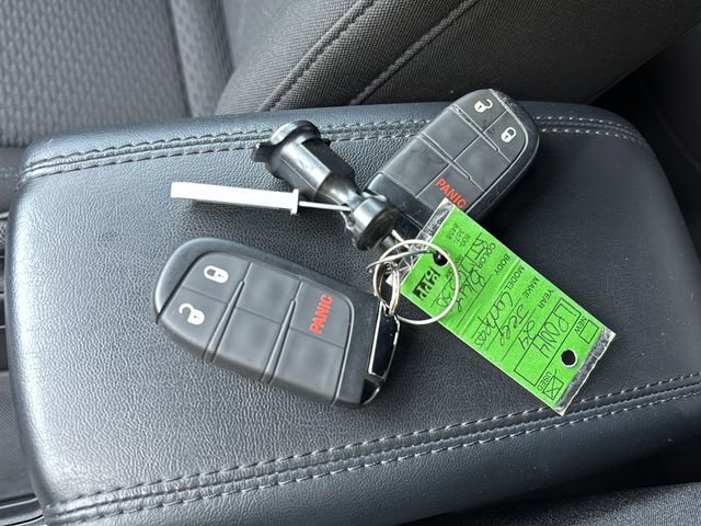 Used 2024 Jeep Compass Sport image 46