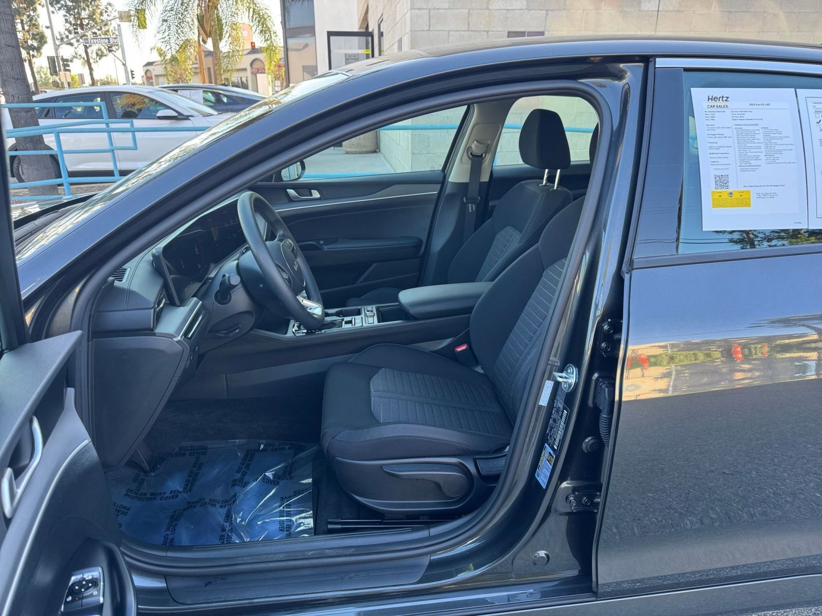 Used 2025 Kia K5 LXS image 27