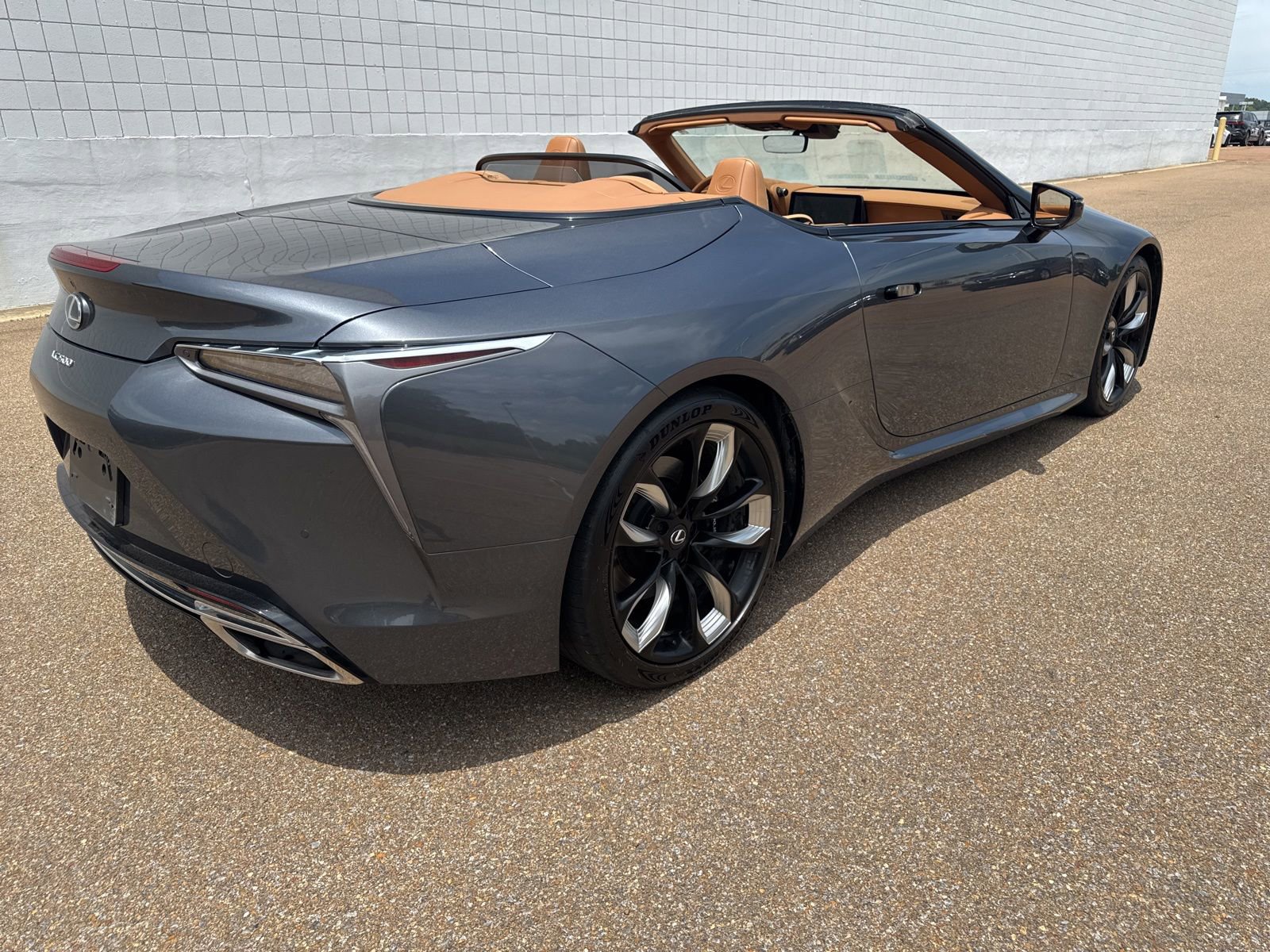 Used 2024 Lexus LC 500 Convertible w/ Touring Package RWD image 15