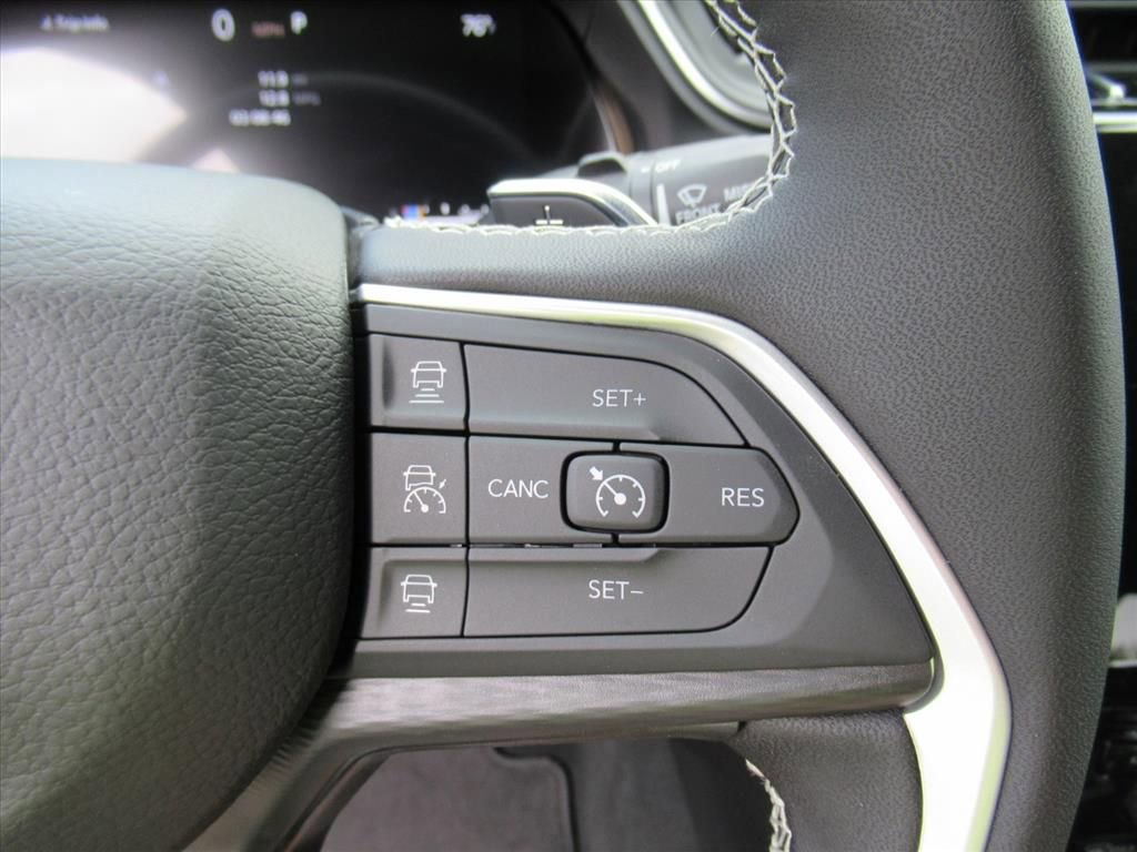 New 2026 Jeep Grand Cherokee L 4WD image 25