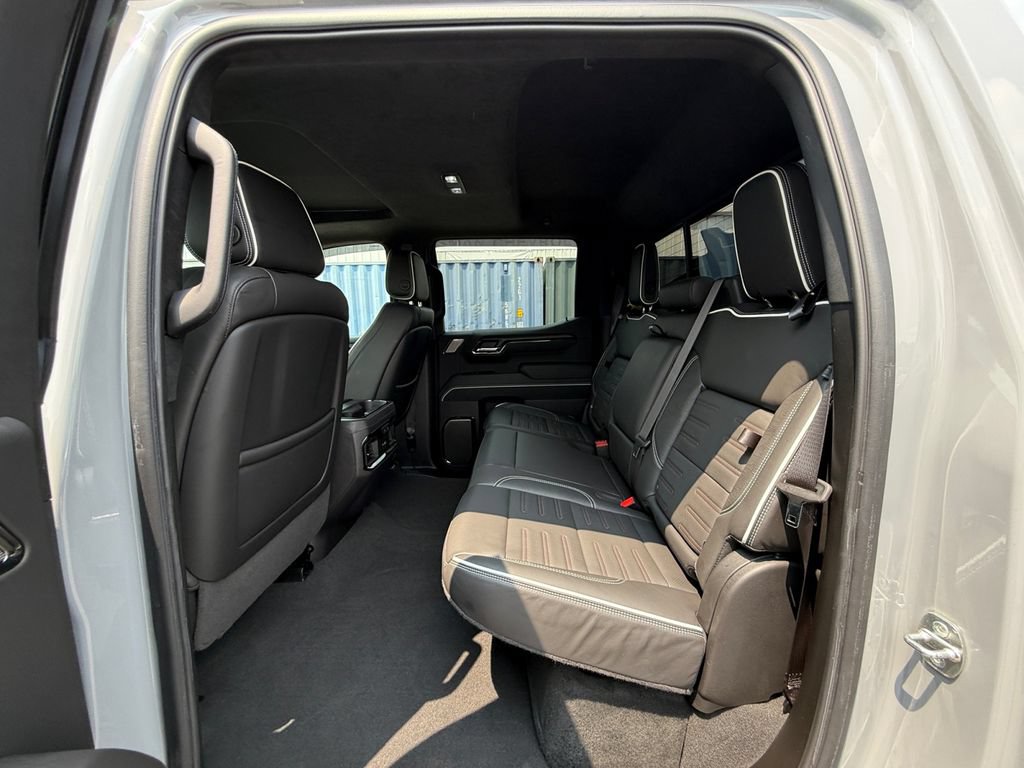 Used 2024 GMC Sierra 1500 AT4X w/ AT4X AEV Edition AWD/4WD image 26