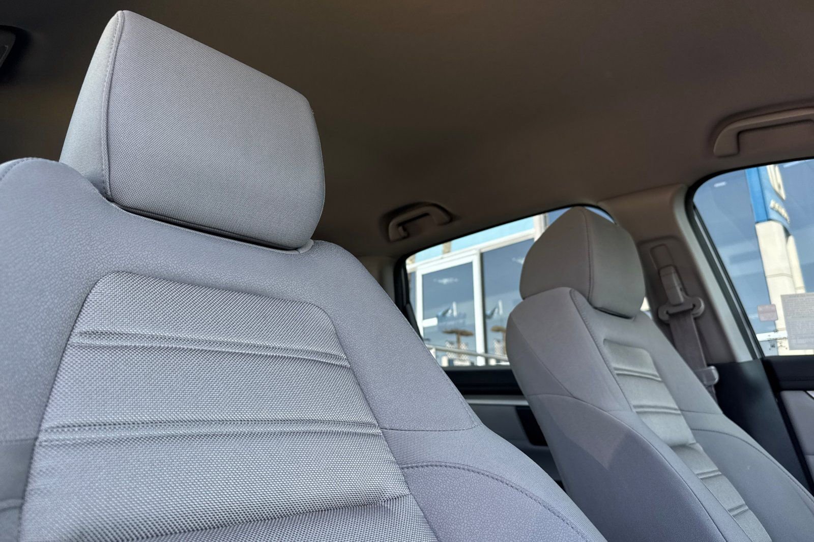 Used 2017 Honda CR-V LX image 17