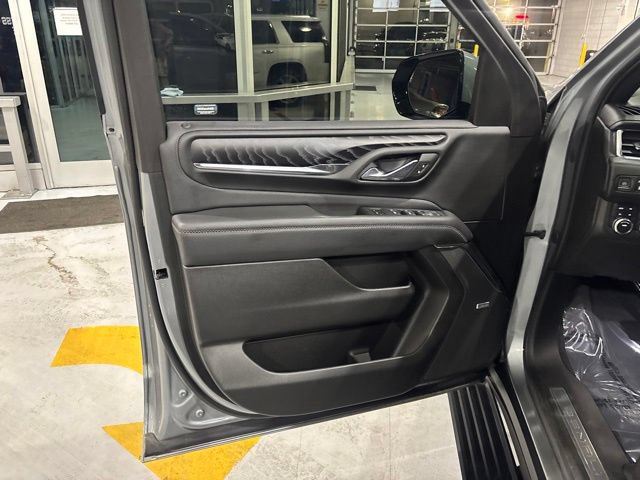 Used 2023 GMC Yukon Denali w/ Max Trailering Package AWD/4WD image 14