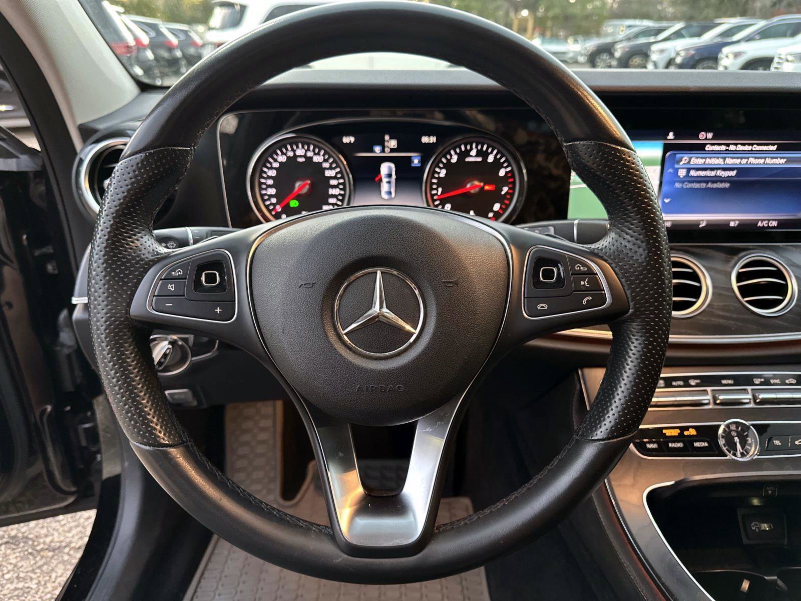Certified 2018 Mercedes-Benz E 300 image 23