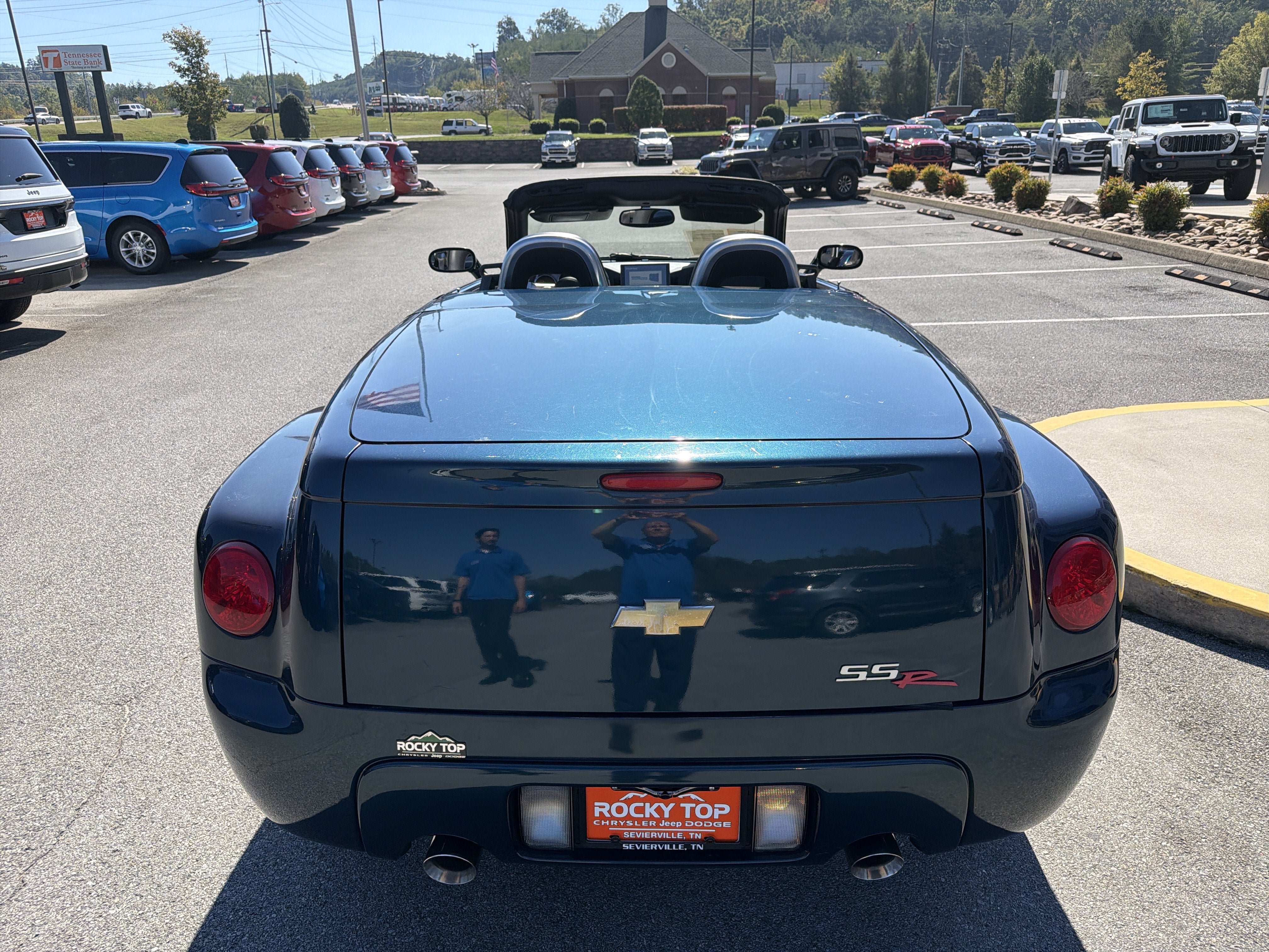 Used 2005 Chevrolet SSR w/ Preferred Equipment Group RWD image 24