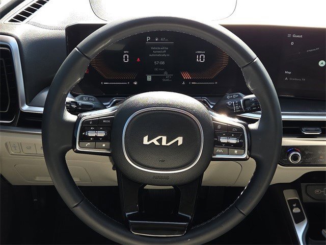 Used 2025 Kia Sorento EX image 15