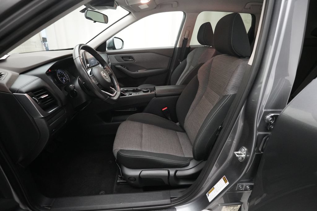 Used 2021 Nissan Rogue S AWD/4WD image 7