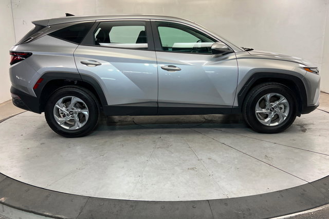 Used 2022 Hyundai Tucson SE w/ Cargo Package image 6