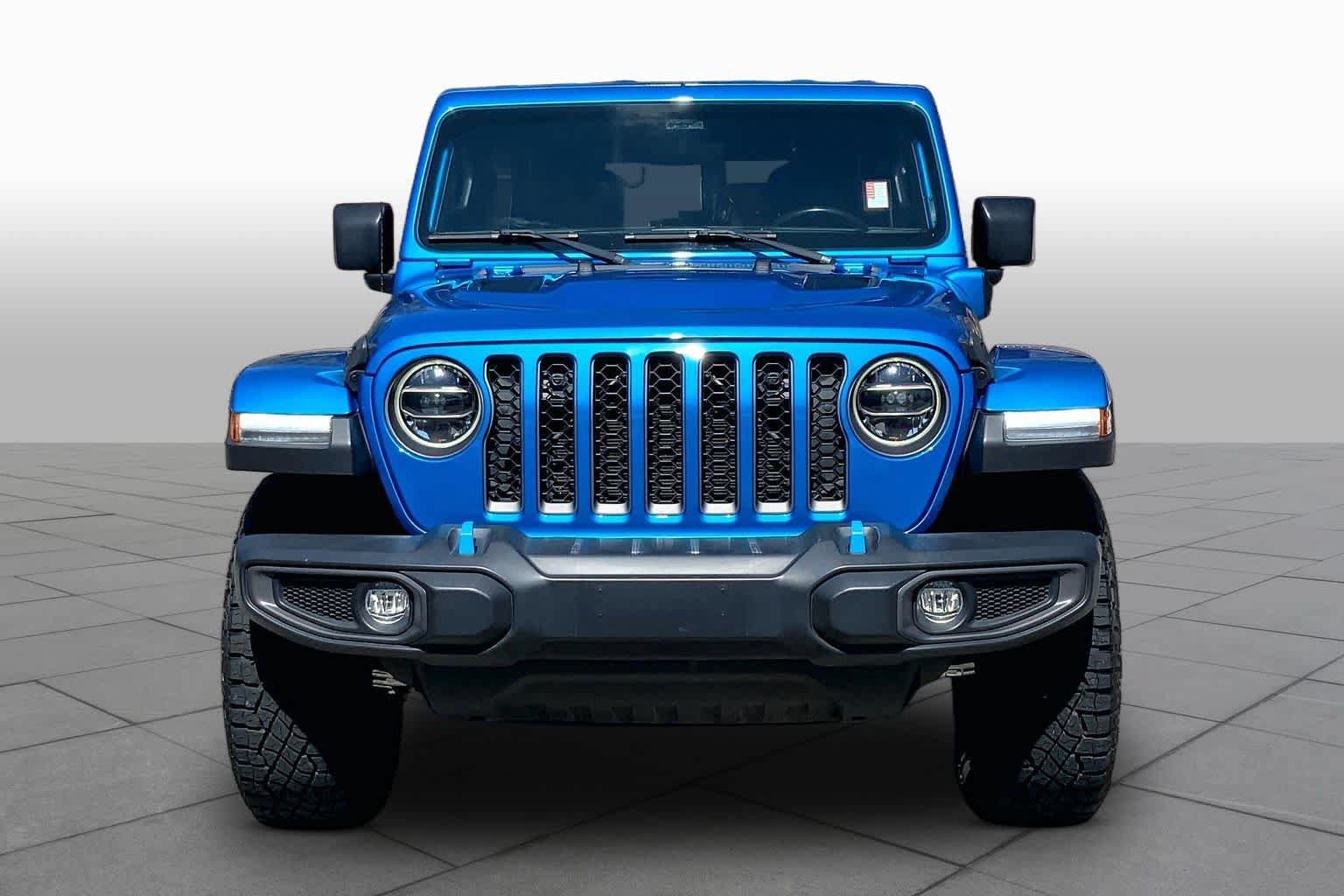 Used 2022 Jeep Wrangler Unlimited Rubicon 4xe AWD/4WD image 4