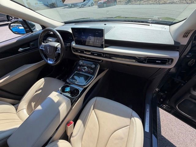 Used 2023 Lincoln Nautilus Reserve w/ Luxury Package AWD/4WD image 33
