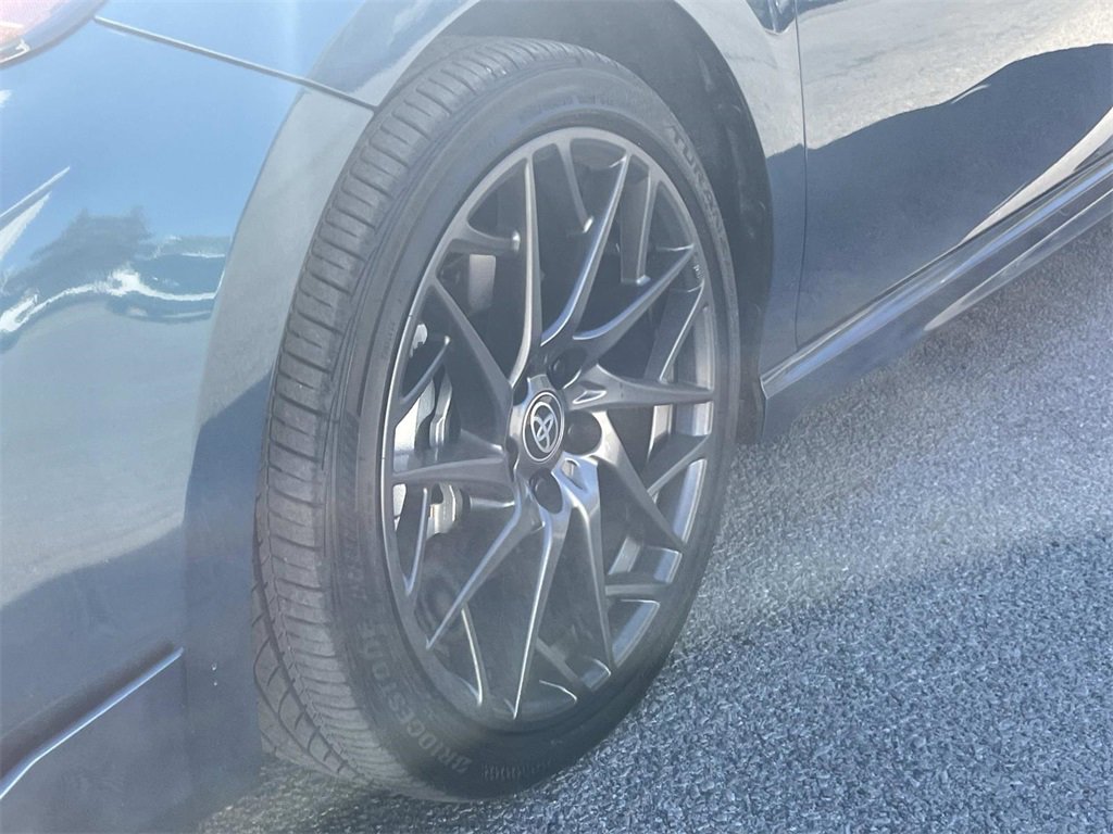 Used 2025 Toyota Camry XSE image 9