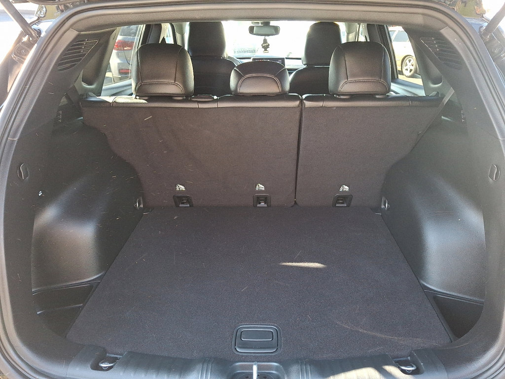 Certified 2023 Jeep Compass Limited image 18