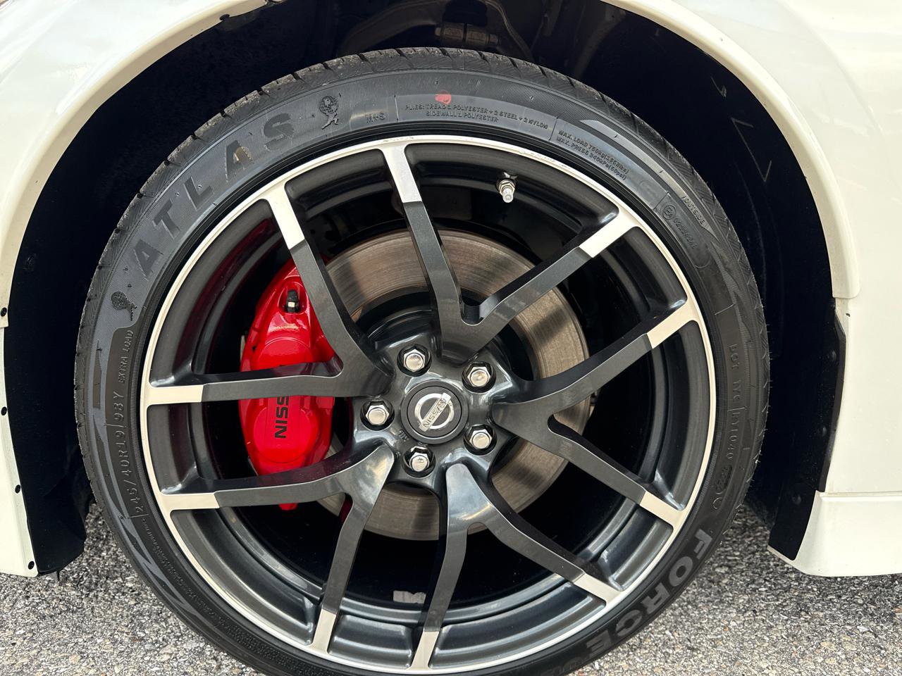 Used 2017 Nissan 370Z NISMO image 56