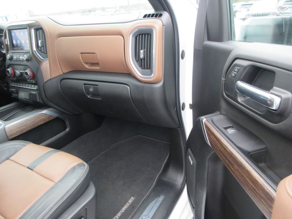 Certified 2022 Chevrolet Silverado 3500 High Country w/ Safety Package II image 21