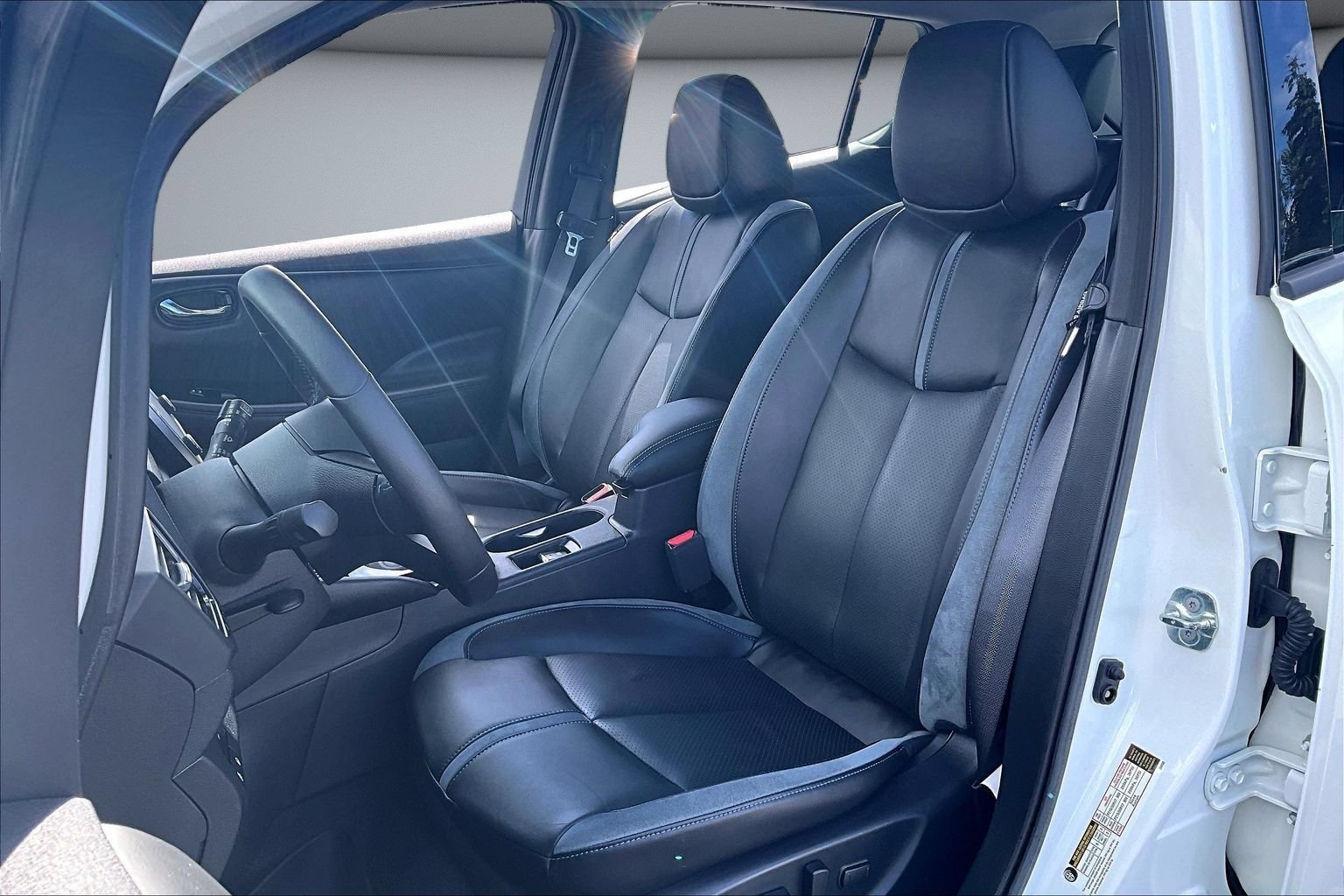 Used 2019 Nissan Leaf SL Plus FWD image 20
