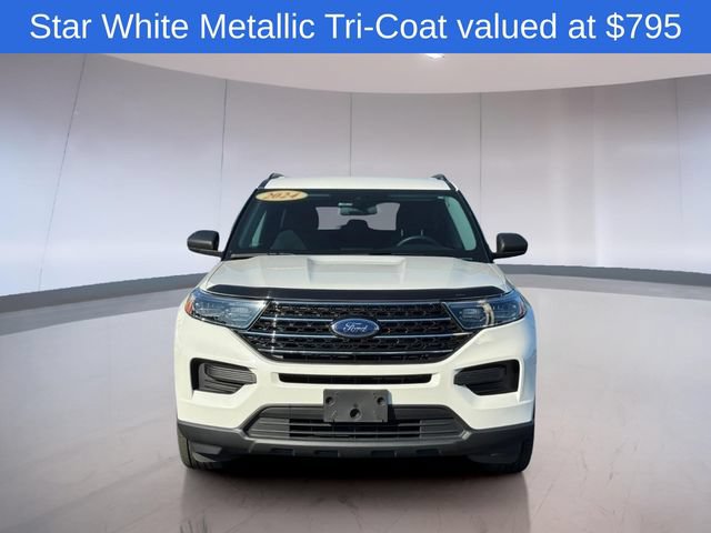 Used 2022 Ford Explorer XLT RWD image 2
